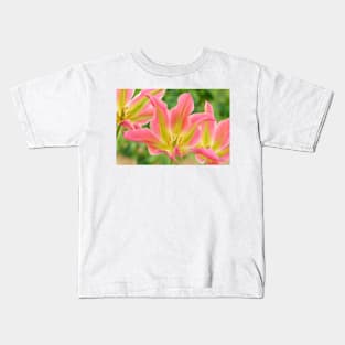 Tulipa &#39;Virichic&#39; Viridiflora Group Tulip Kids T-Shirt